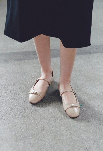 Skin 404F feminine flat_1cm