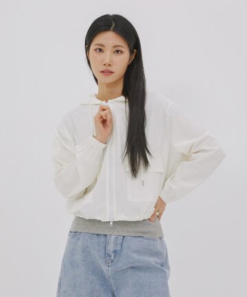 여성 후드포켓 윈드브레이커 (IVORY) (HA4UJ1A-22)