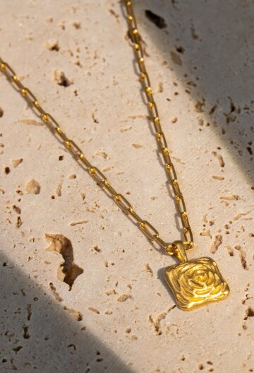 Adele Motive Simple Necklace