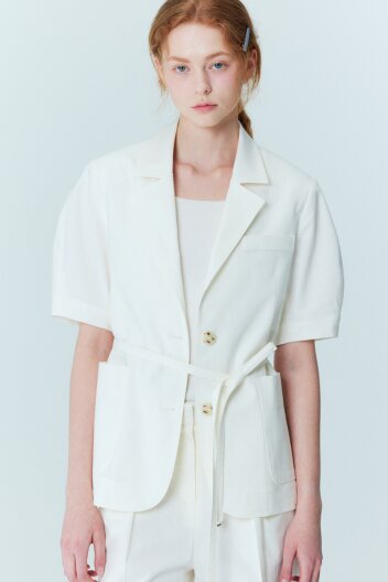 볼륨 슬리브 리넨 벨티드 자켓_아이보리