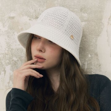 half stripe bucket hat (하프 스트라이프 버킷햇) H028WH