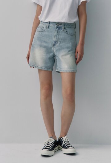 내추럴 4부 데님쇼츠_라이트블루