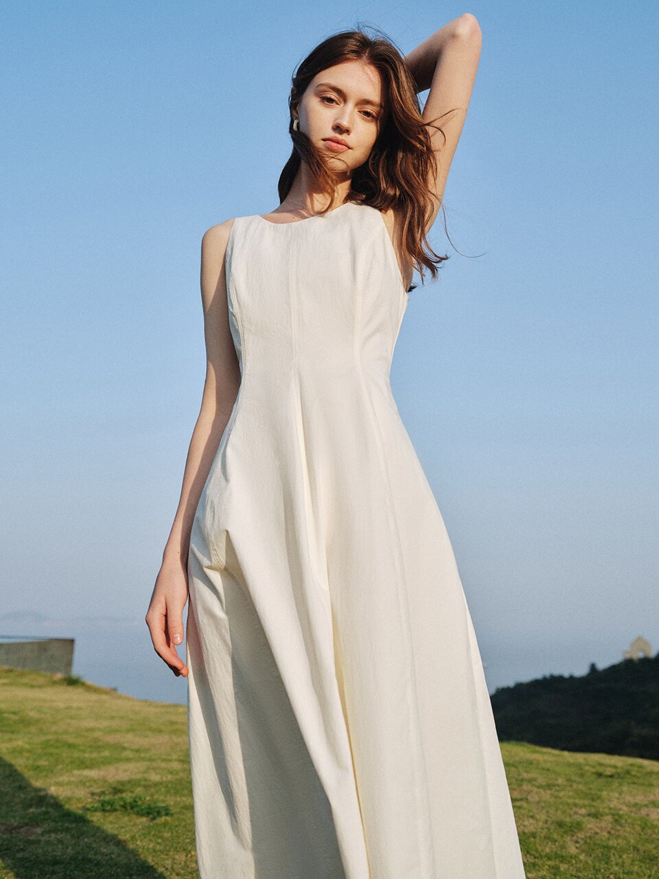 WD_Temperament sleeveless dress_WHITE