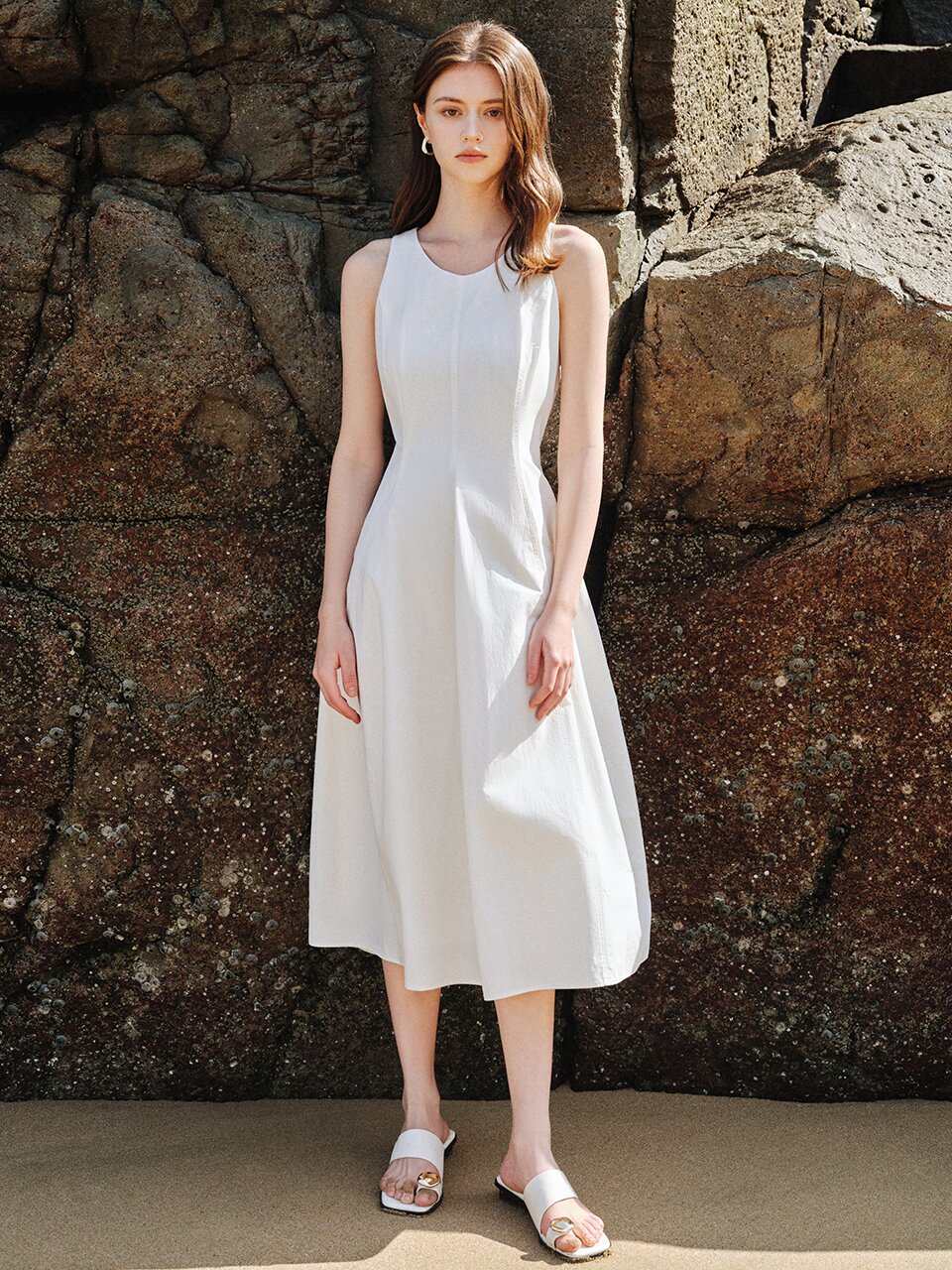 WD_Temperament sleeveless dress_WHITE