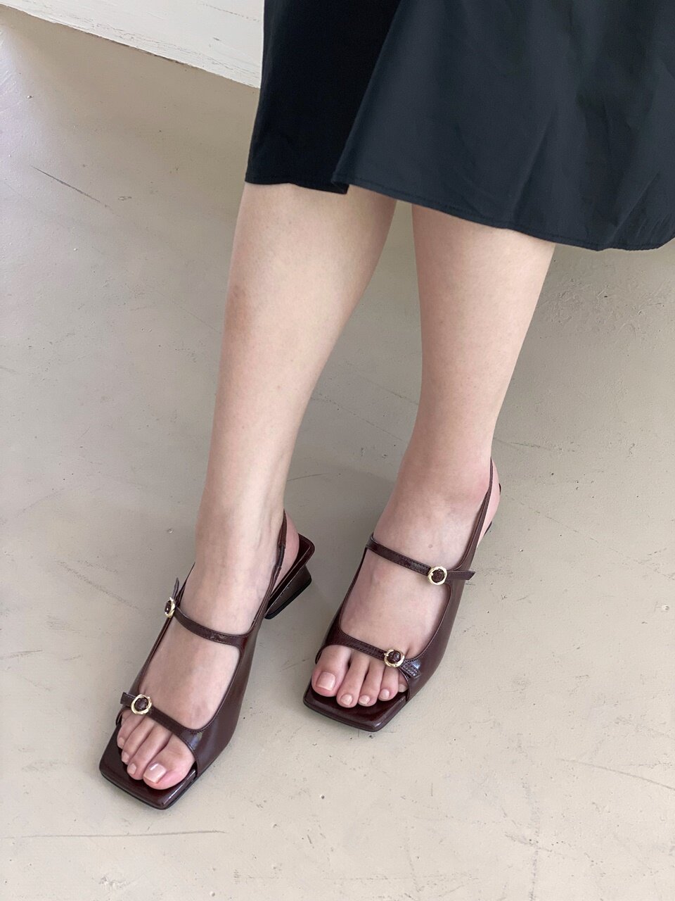 angel two buckle sandal wine