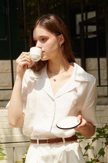 엘린 린넨 자켓 카라 블라우스 White