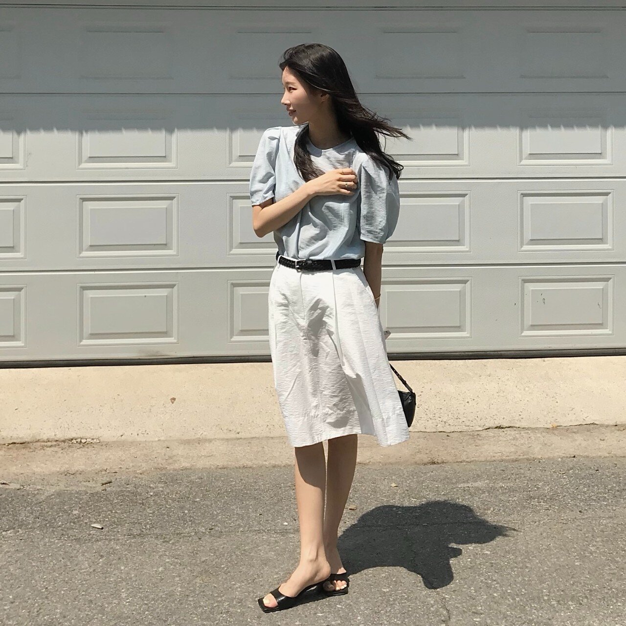 텐셀 볼륨 라운드블라우스