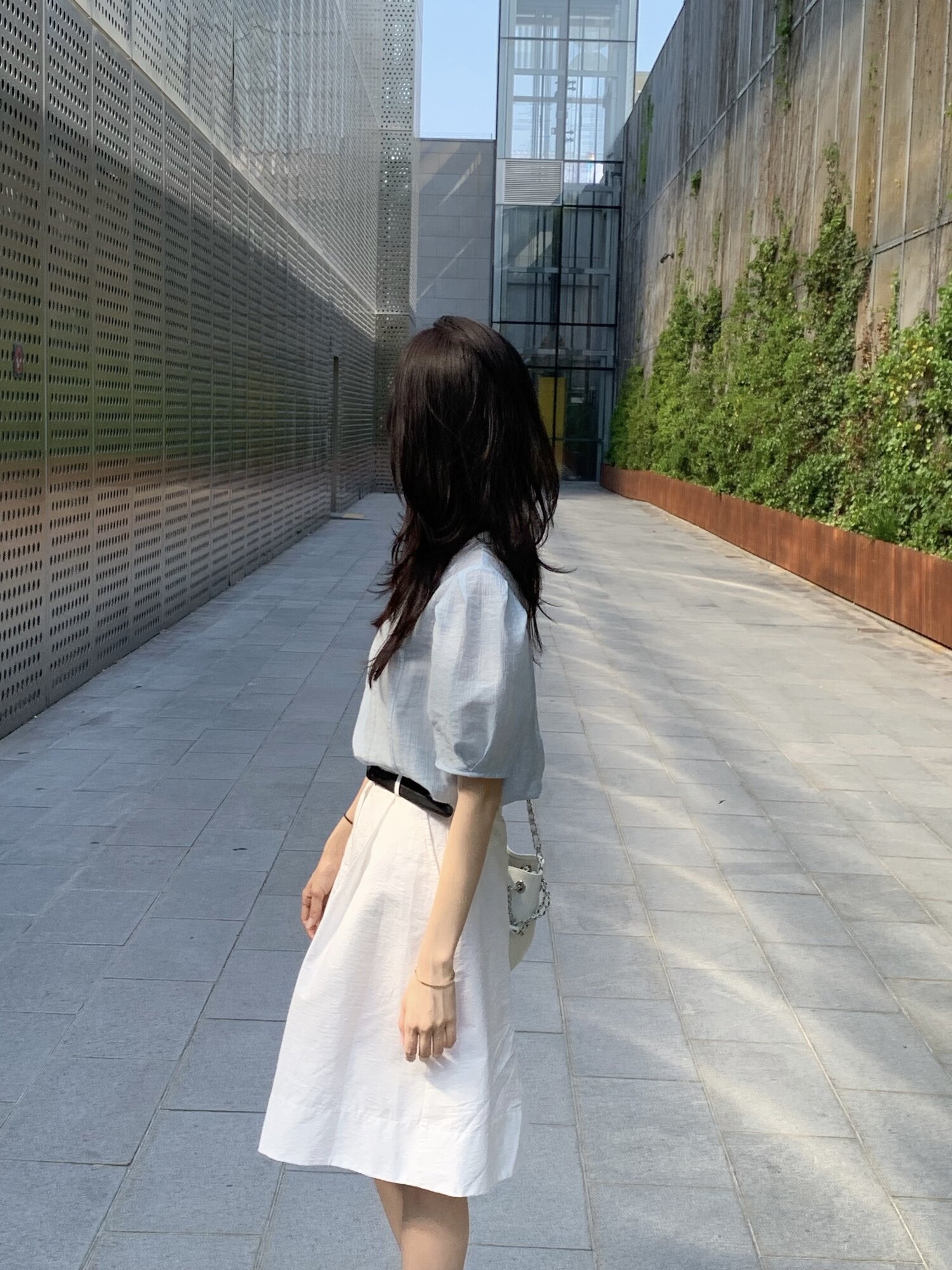 텐셀 볼륨 라운드블라우스