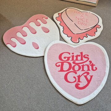 포시엘라 미니 하트 러그 워셔블 포인트 원룸 러그