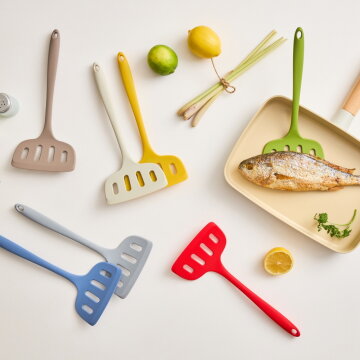 와이드 생선 뒤집개