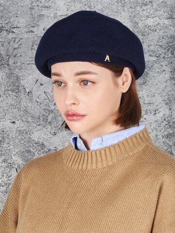 스터드 로고 울 베레모 네이비