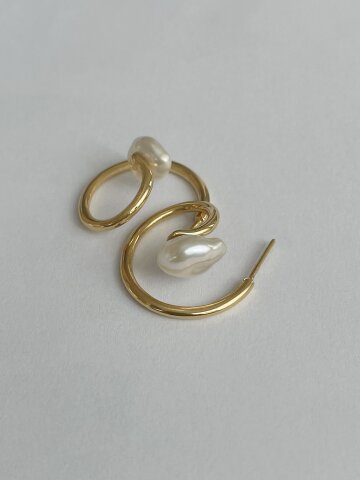 [Line Art] Baroque Pearls Hoop Earring