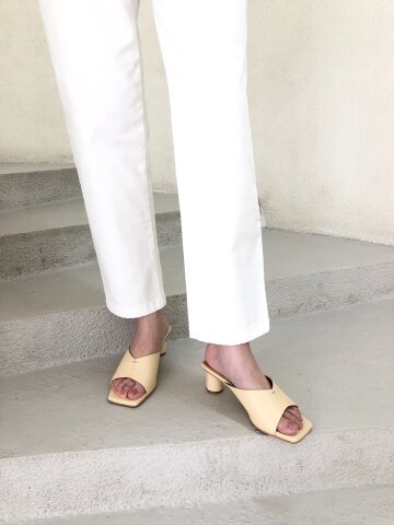 paris middle open mules butter