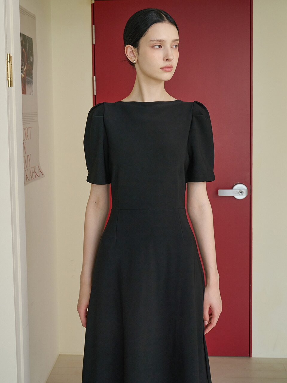 보트넥 퍼프 롱 원피스 블랙 [T43]