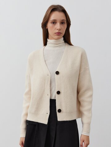 V-Neck Comfort Cardi_CREAM