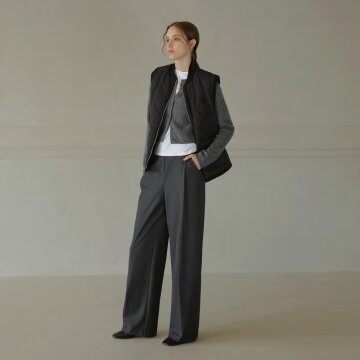 벨티드 집업 퀼팅베스트