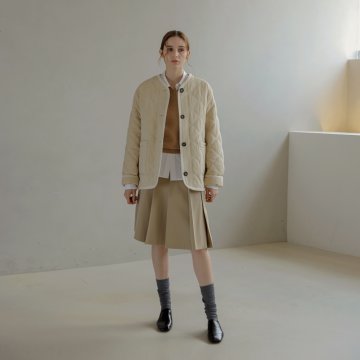 벨티드 버튼 퀼팅점퍼