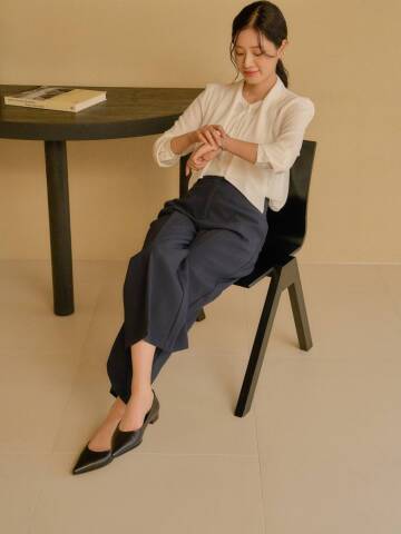 QUINATA 411 BLACK