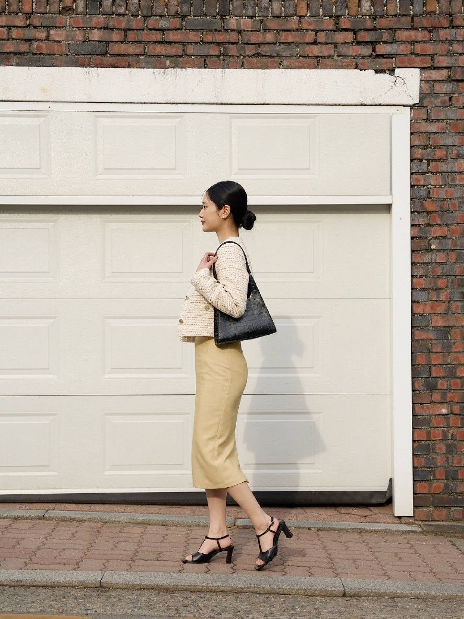 LONICERA 464 BLACK