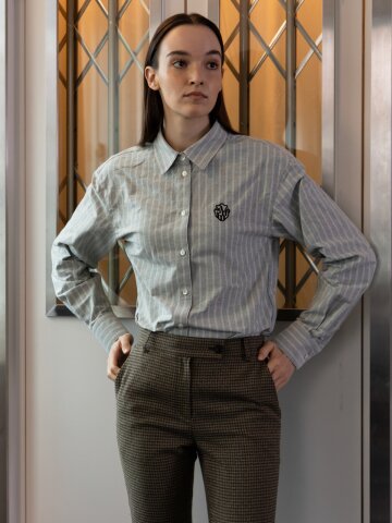 그린 엠브로이더리 셔츠