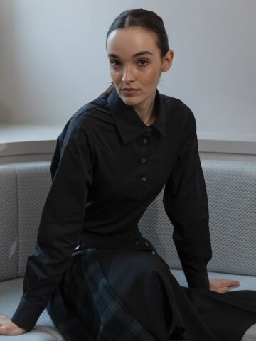 블랙 아치 셔츠