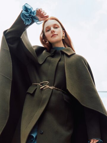 메탈 벨티드 케이프 코트 