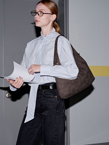 Matin hobo bag dark brown