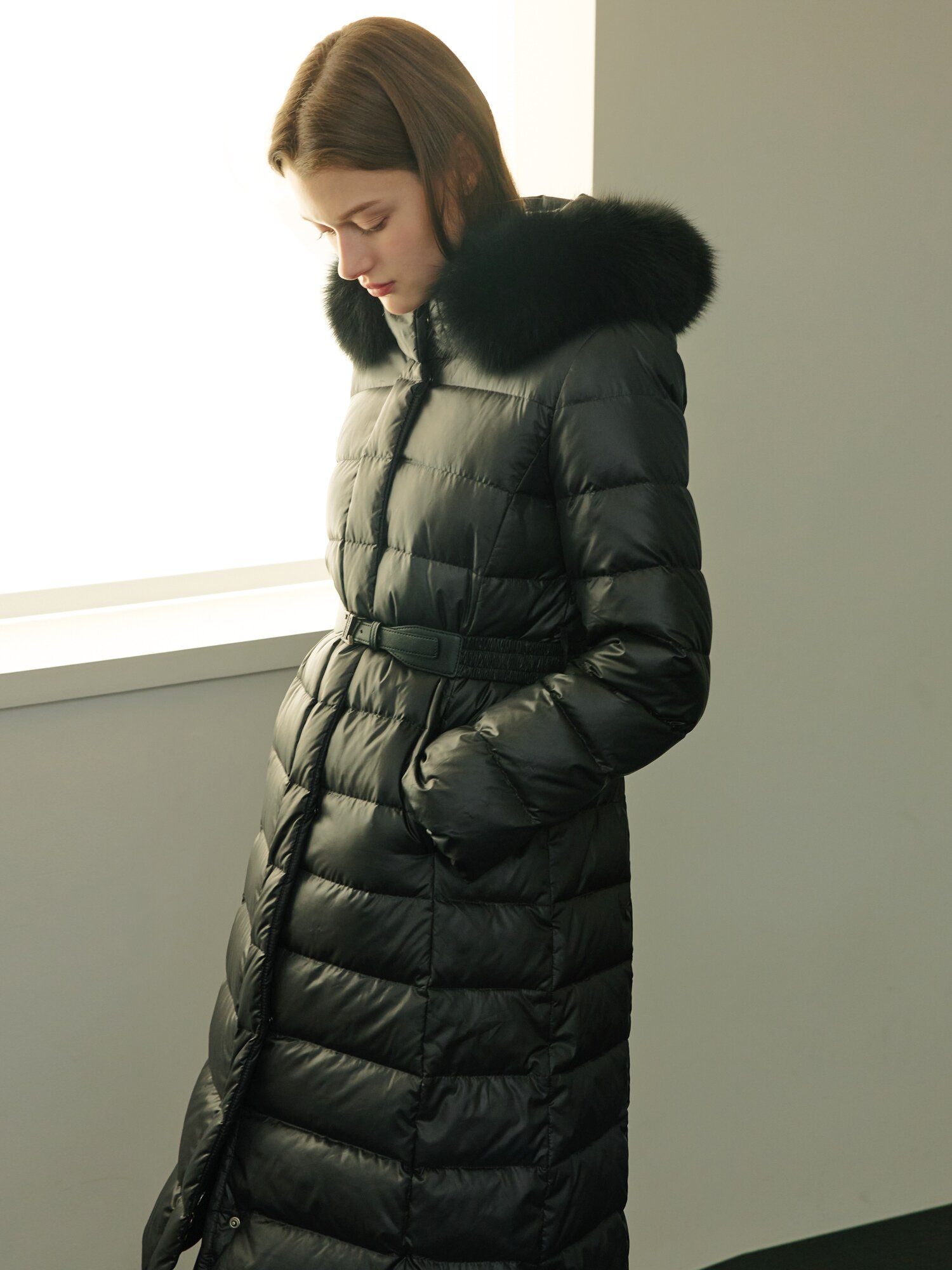 폭스퍼 글로시 퀼팅 덕다운 점퍼 (BLACK)