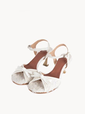 크러쉬 플라워 레이스 샌들