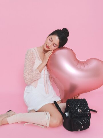 투포식스 Quilted chain backpack BK