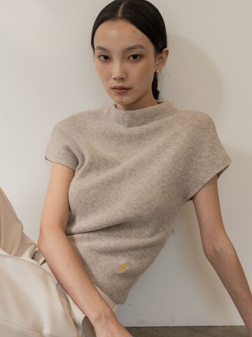 [24FW] CASHMERE LOGO HALFNECK KNIT _ OATMEAL BEIGE