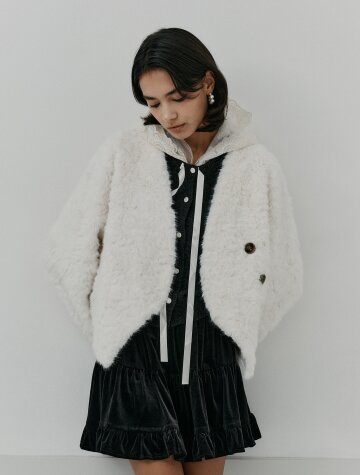 IT_Winter v-neck fur jacket_IVORY