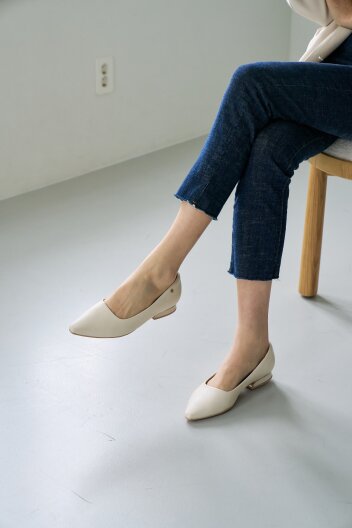 279004 플랫슈즈_오프화이트(2.5cm)