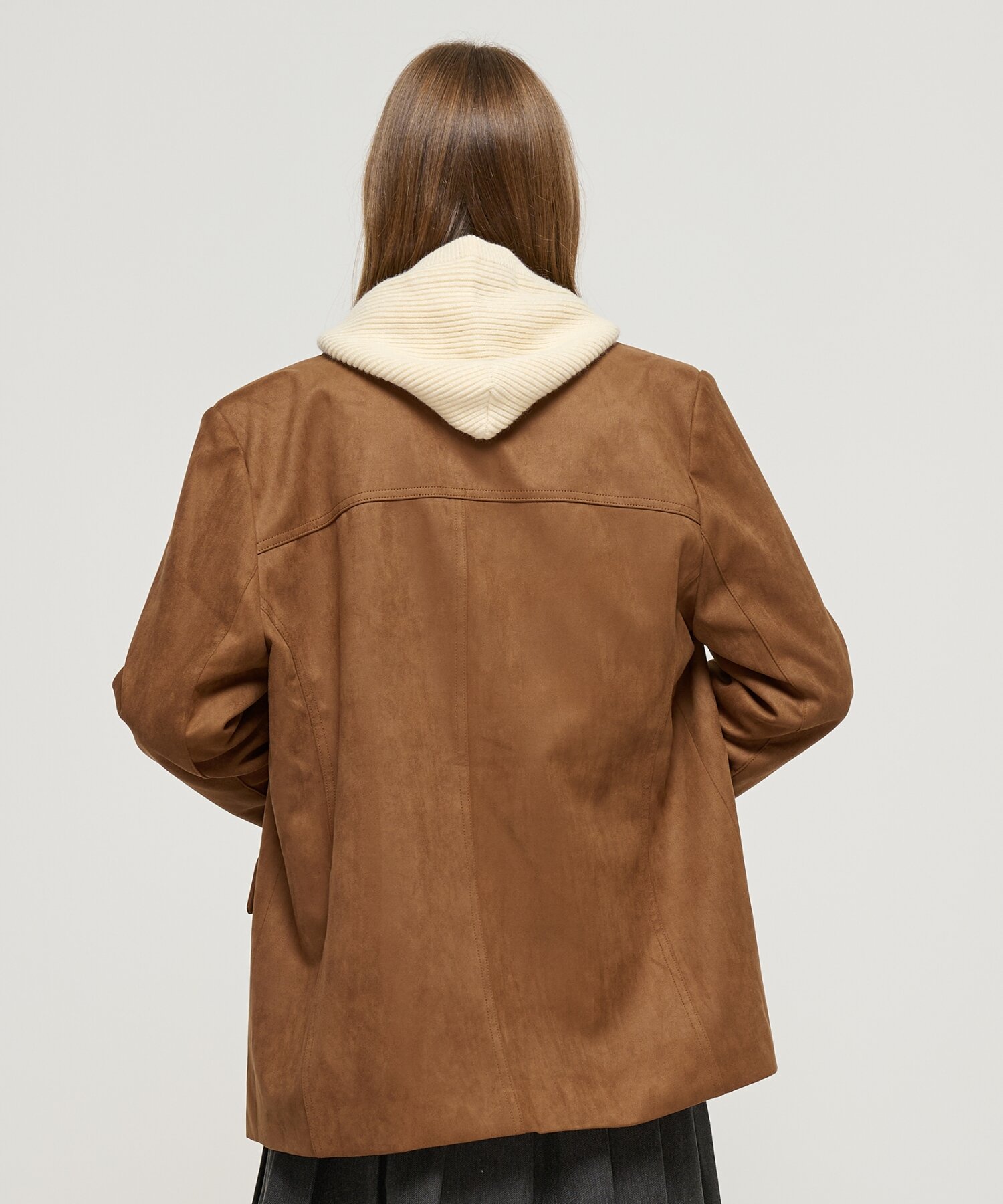 카라 포인트 스웨이드 버튼업 자켓 (브라운)