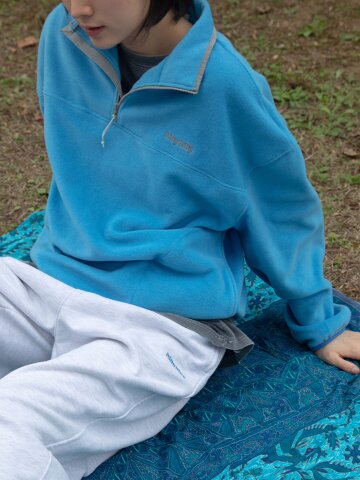 빌리빌리 Let's Go Winter Half Zip Up Fleece 렛츠 고 윈터 하프 집업 플리스 (스노우 블루)