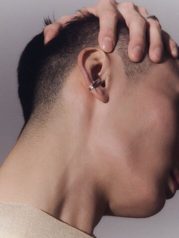 HUSTAD 231 LEAF EARCUFF_ 925 실버 이어커프