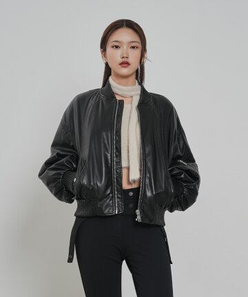 여성 플러피 MA-1 패딩 점퍼 (BLACK) (HBRLE50)