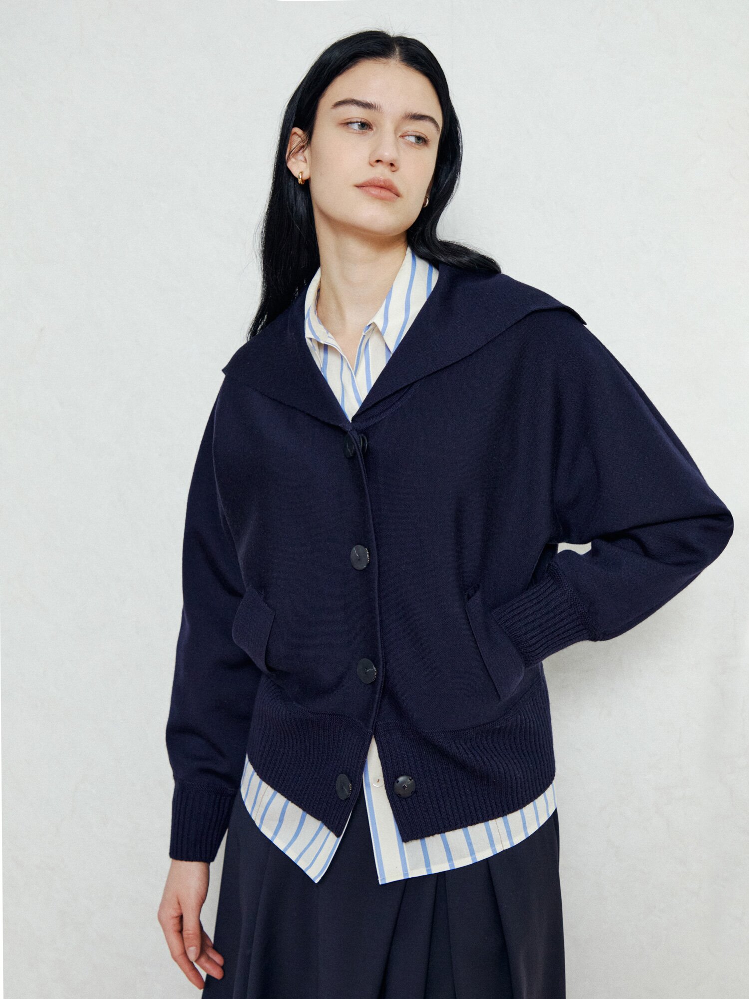 브이넥 오픈칼라 니트 가디건 (NAVY)