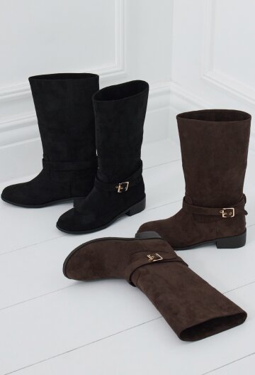 버클 포인트 스웨이드 롱 부츠_BUBT250103