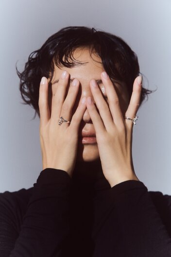 HUSTAD 239 Flower ball Ring _ 925 실버 플라워 볼 반지
