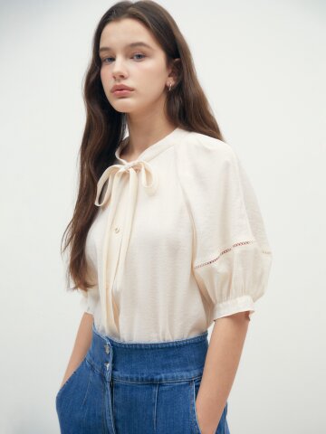 퍼프 슬리브 타이넥 블라우스 