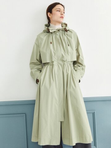 플랩 장식 스트링 후드 트렌치 코트 