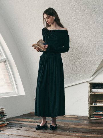 PM_Off-the-shoulder top and skirt set_2color