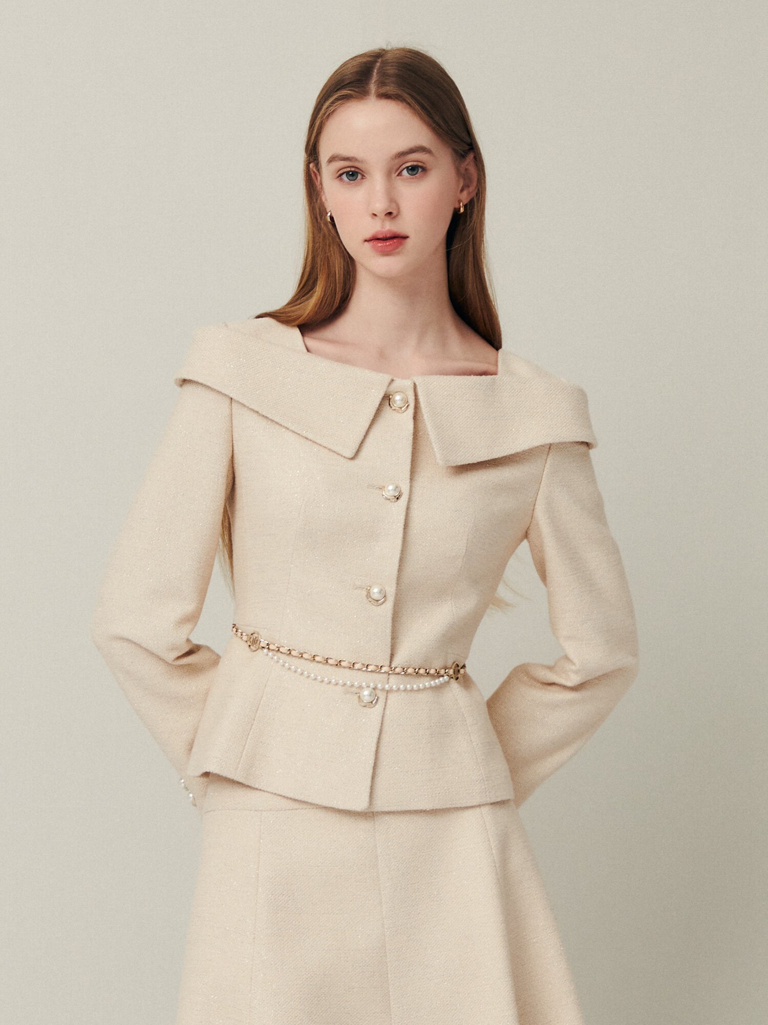 그레이스 펄 오프숄더 재킷 (PALE BEIGE)