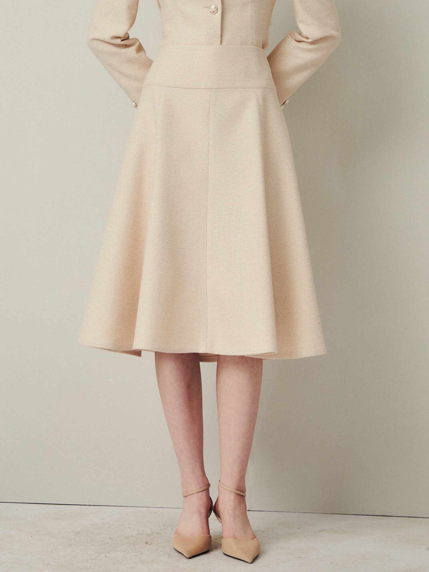 펄 글리터 A라인 플레어 스커트 (PALE BEIGE)