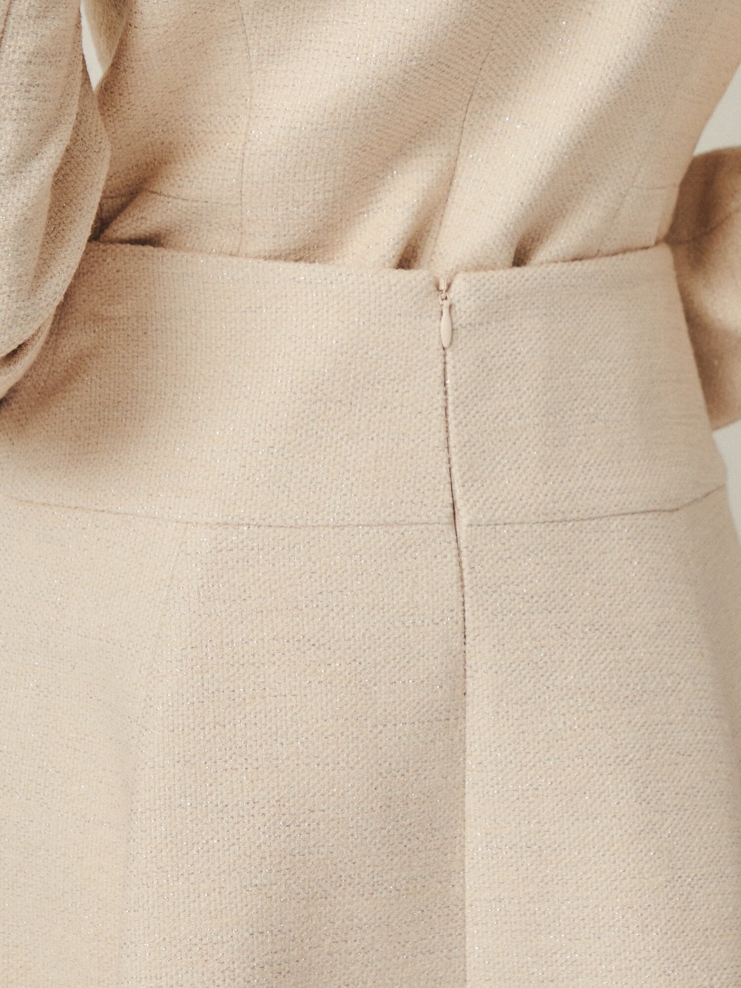 펄 글리터 A라인 플레어 스커트 (PALE BEIGE)