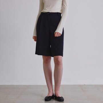 Woolen twill bermuda pants (D/NAVY)