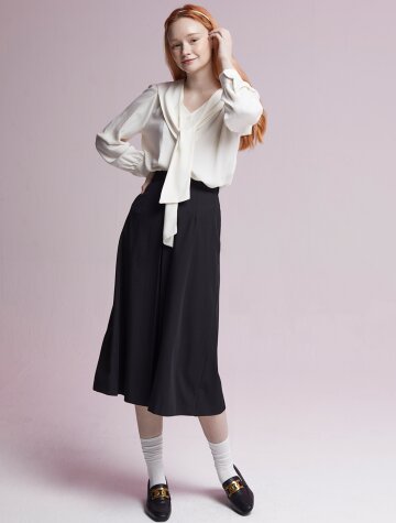 Slot Seam Skirt Black