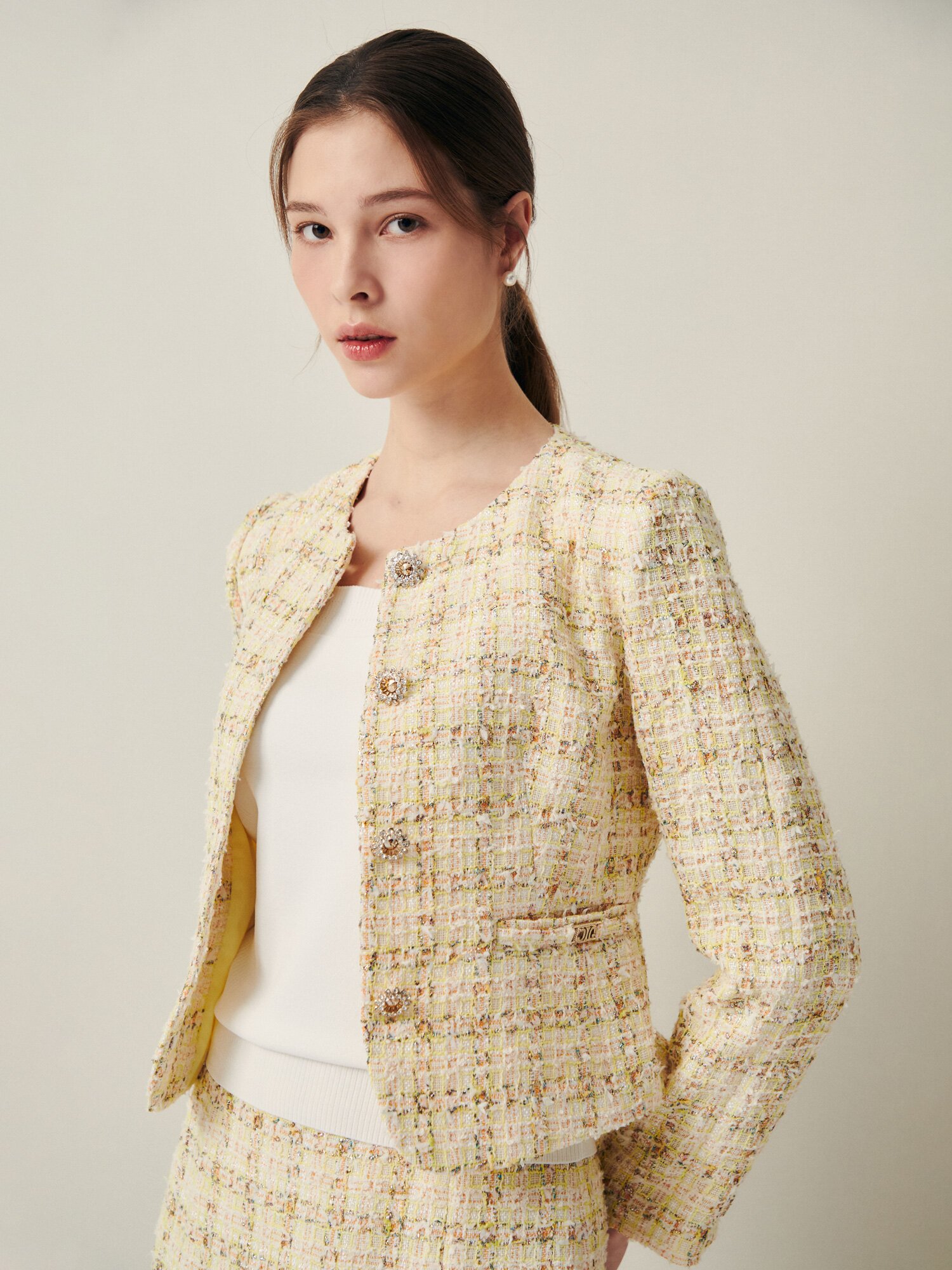 페미닌 메탈 버튼 트위드 재킷 (YELLOW)
