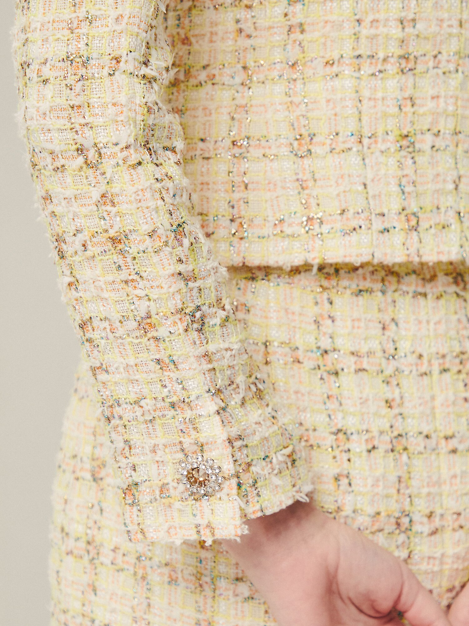 페미닌 메탈 버튼 트위드 재킷 (YELLOW)